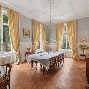 Évreux (27) - Magnifique propriété. Domaine sur parc arboré de 2