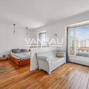 DUPLEX MEUBLÉ - PARIS XV