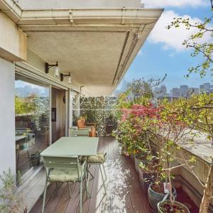 Neuilly - Duplex d’exception - Vue Seine, à proximité des commer