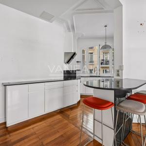 PARIS XVIe - EGLISE D'AUTEUIL - BEL APPARTEMENT FAMILIAL - 4 à 5