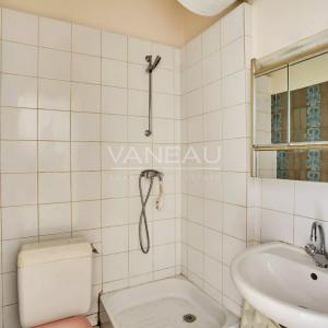 PARIS XVIe - Place Victor Hugo