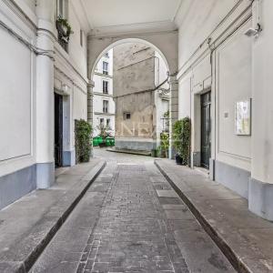 Paris XI - Belleville - Style Loft - Dernier étage - Vue dégagée