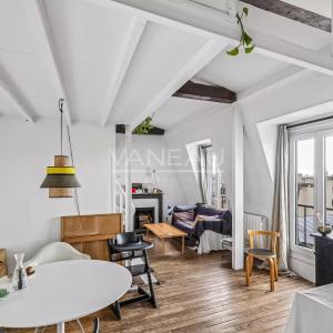 Paris XI - Belleville - Style Loft - Dernier étage - Vue dégagée