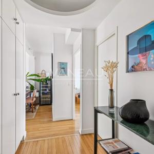 Paris VII - Quai d'Orsay - Dernier étage avec terrasse