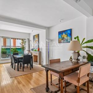 Paris VII - Quai d'Orsay - Dernier étage avec terrasse