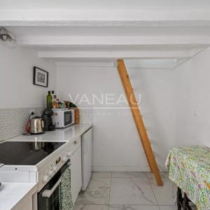 Paris XVe Breteuil -  Studio de charme dans une ravissante copro