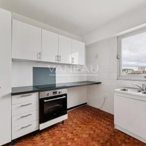 PARIS XVe Saint-Lambert - Bel appartement familial au dernier ét