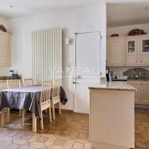 Paris VIIIe– Quartier Europe--Appartement familial et de réception