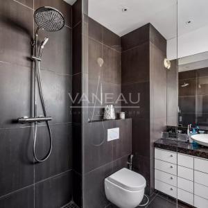 Paris XIVe : Parc Montsouris : Duplex au dernier étage avec terr