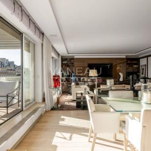 Paris XVIe - Henri Martin - Terrasse vue Tour Eiffel