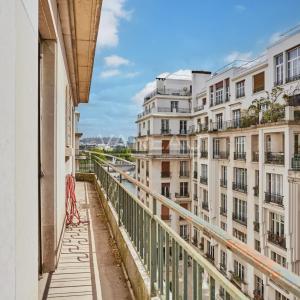 PARIS XVI – MICHEL ANGE-MOLITOR - PARC SAINTE-PERINE