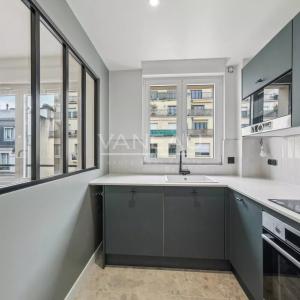 Paris VIIe - Champ de Mars / Quai Branly - 3 Pièces Dernier étag