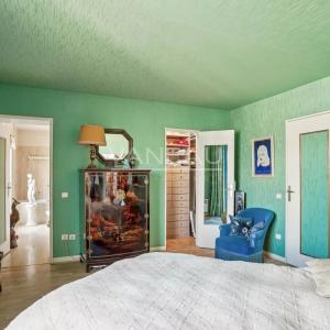 Levallois-Perret - Hespéride - Dernier étage avec terrasses