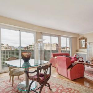 PARIS XVI - Auteuil Sud - Appartement familial avec balcon large