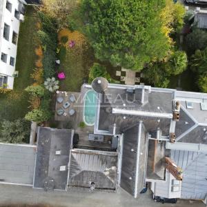 Somptueux Manoir rénové au coeur d' Angers avec piscine