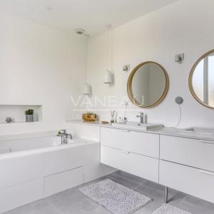 Montmorency – Élégante propriété Mansart d’exception, entièremen