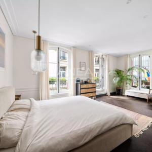 Paris XVIe -Trocadéro- Maison loft atypique