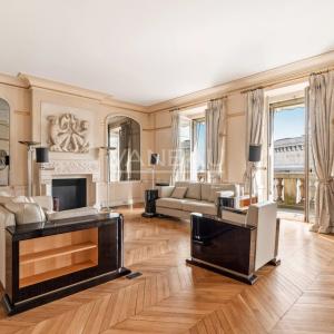 Paris XVIe - Trocadéro - Vue monuments.