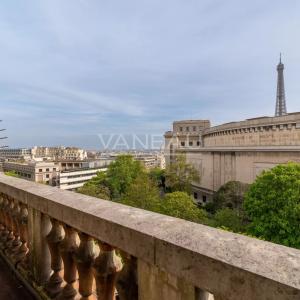 Paris XVIe - Trocadéro - Vue monuments.