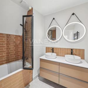 Paris VIIe - Champ de Mars / Quai Branly - 3 Pièces Dernier étag