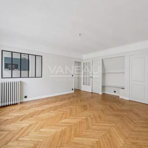 Paris VIIe - Champ de Mars / Quai Branly - 3 Pièces Dernier étag