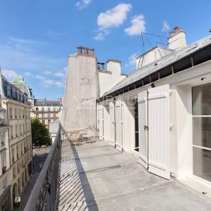 Paris IIe - Montorgueil - Appartement dernier étage avec terrass