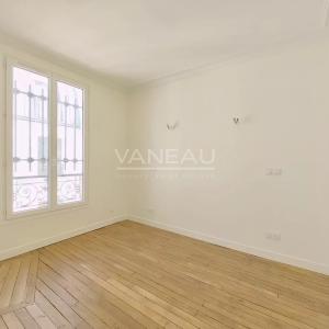 Paris IIe - Montorgueil - Appartement dernier étage avec terrass