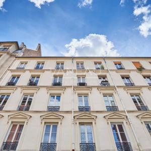 Paris IIIe - Charmant deux pièces - Calme et ensoleillé.