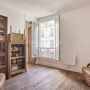 Paris IIIe - Charmant deux pièces - Calme et ensoleillé.