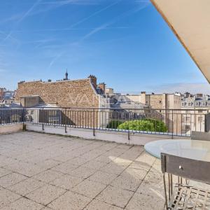 Paris XVIe - Terrasse avec vue dégagée