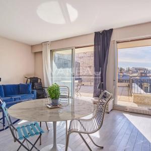 Paris XVIe - Terrasse avec vue dégagée