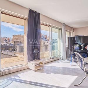 Paris XVIe - Terrasse avec vue dégagée