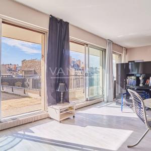 Paris XVIe - Terrasse avec vue dégagée