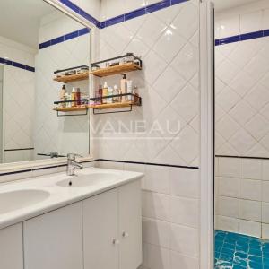 Paris  XIVème - Dernier étage avec ascenseur