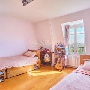 Paris  XIVème - Dernier étage avec ascenseur