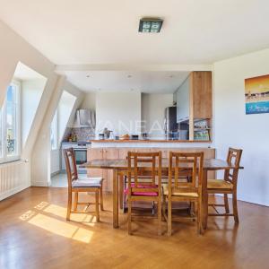 Paris  XIVème - Dernier étage avec ascenseur