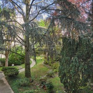 Neuilly-sur-Seine-Victor Hugo/Saussaye-Elégant appartement familial avec balcons