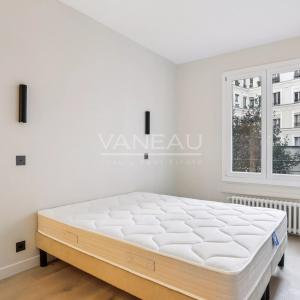 Paris XVIe - Vue tour Eiffel.