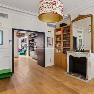 Paris XVIe - Muette - Maison rénovée avec rooftop - Vue dégagée