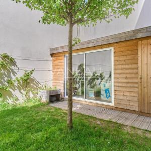 Courbevoie - Appartement 4 pièces avec jardin dans immeuble réce