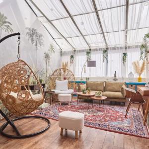 PUTEAUX - Maison contemporaine familiale – Proche La Défense, au