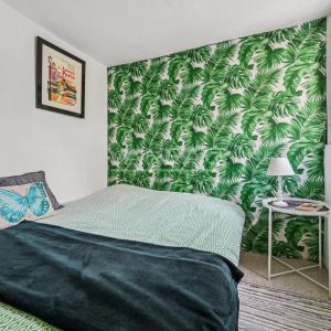 Paris XVe Breteuil -  Studio de charme dans une ravissante copro