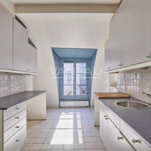 Paris VIIe - Carré des Antiquaires