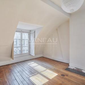 Paris VIIe - Carré des Antiquaires