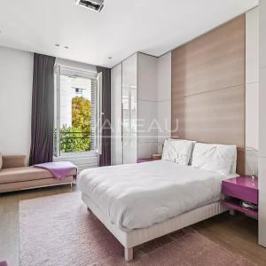 HOTEL PARTICULIER - NEUILLY - BOIS