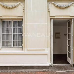 Paris XVIe - Square Lamartine - Hôtel particulier de réception e