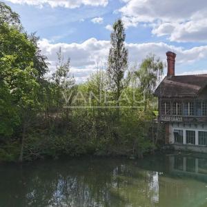 Exceptionnel et Unique — La Buanderie Rothschild, Ferrières en B