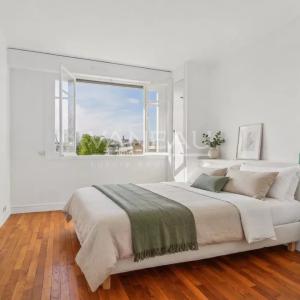 Charme de l'ancien - Deux pièces en étage