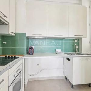 Charme de l'ancien - Deux pièces en étage