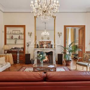 Évreux (27) - Magnifique propriété. Domaine sur parc arboré de 2